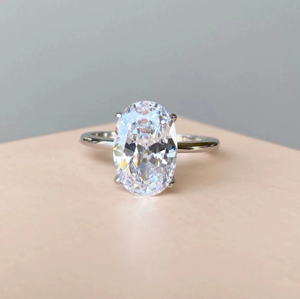 Women's Ring Diecast Zircon Oval Geometric Electroplating Style