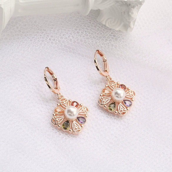 Women's Rose Gold Color Copper Pearl Flower Earrings And Necklace Jewelry Set With Mixed Gem Inlay Electroplated Floral Bridal Style