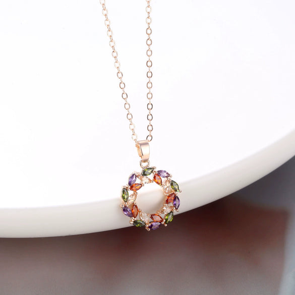 Women's Rose Gold Color Round Zircon Micro Inlaid Clavicle Necklace With O Chain Fashion Geometric Floral Pendant