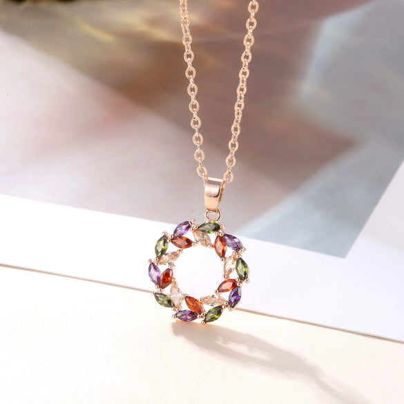 Women's Rose Gold Color Round Zircon Micro Inlaid Clavicle Necklace With O Chain Fashion Geometric Floral Pendant