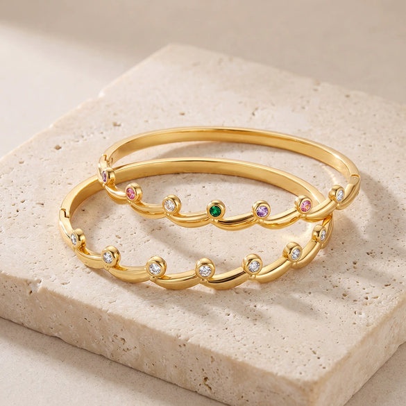 Women's Round Stainless Steel Bracelet With Zircon Inlay Simple Fashionable Design And Colorfast Gold Plated Finish