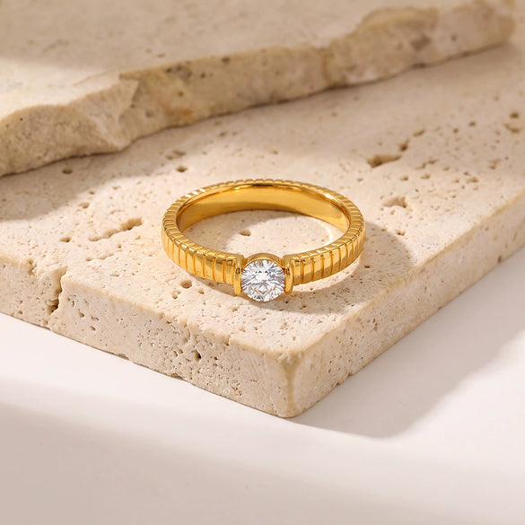 Women's Round Stainless Steel Ring With Zircon Setting And Geometric Design 18K Gold Plated Fashion Jewelry