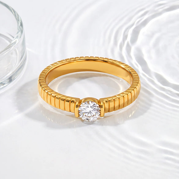 Women's Round Stainless Steel Ring With Zircon Setting And Geometric Design 18K Gold Plated Fashion Jewelry