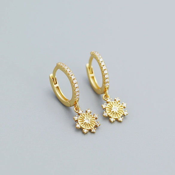 Women's S925 Silver Geometric Mans Star Electroplated Earrings