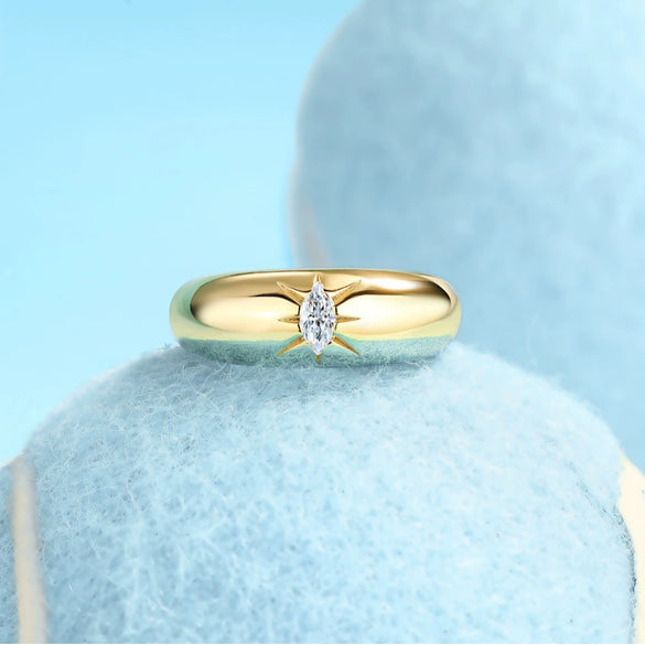 Women's S925 Silver Moissanite Ring Geometric Style Set With Diamonds