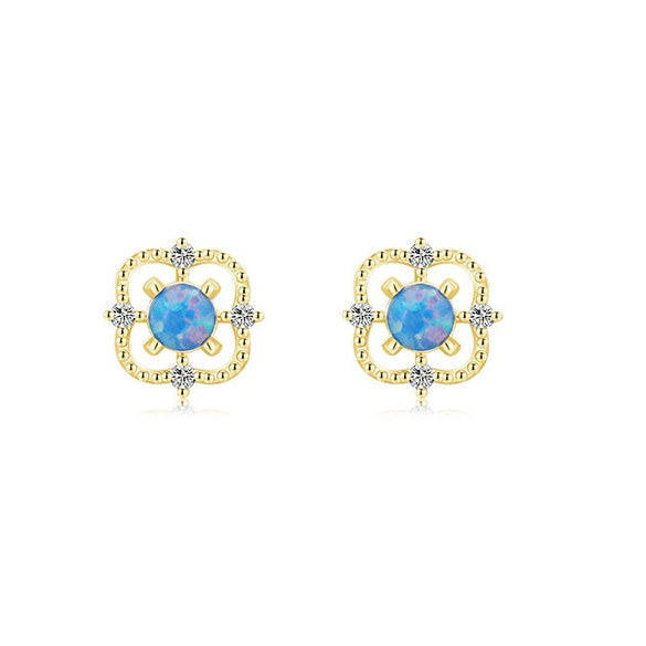 Women's S925 Silver Square Earrings With Diamond Pattern And Crown Styling