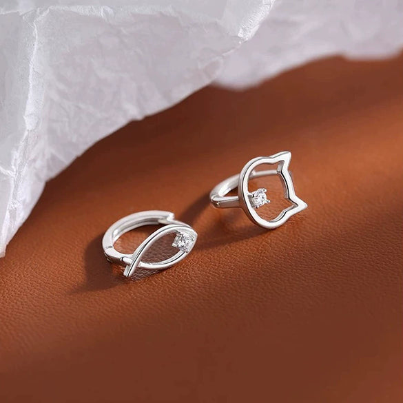 Women's S925 Sterling Silver Catfish Animal Earrings Light Luxury Niche Design Fine Crafted Ear Buckle