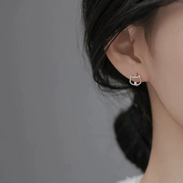 Women's S925 Sterling Silver Catfish Animal Earrings Light Luxury Niche Design Fine Crafted Ear Buckle