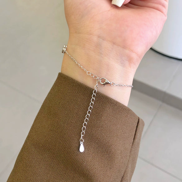 Women's S925 Sterling Silver Clover Shape Zircon Inlaid Flower Leaves Pattern Electroplated Bracelet Jewelry