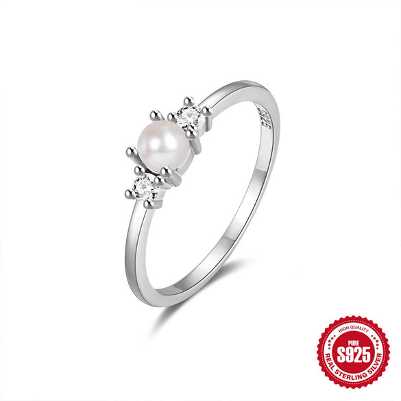 Women's S925 Sterling Silver Fashionable Lovely Pearl Zircon Ring With Geometric Design And Inlaid Zircon Treatment