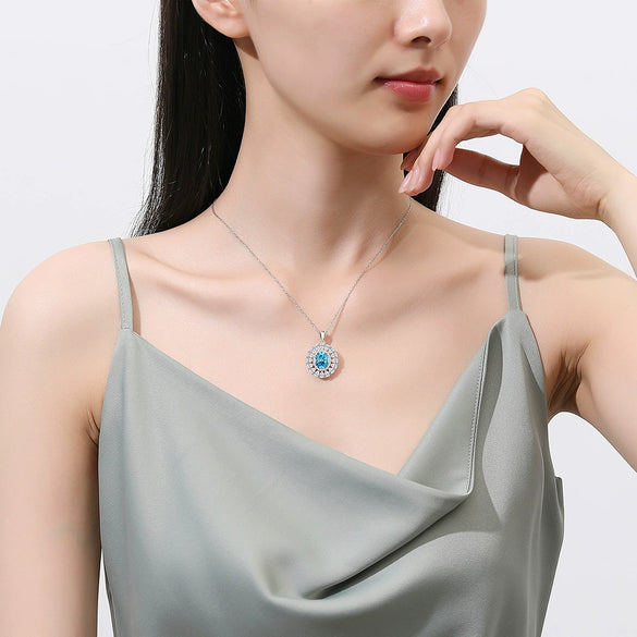 Women's S925 Sterling Silver Floral Oval Diamond Inlaid Light Luxury Geometric Necklace With Cross Chain
