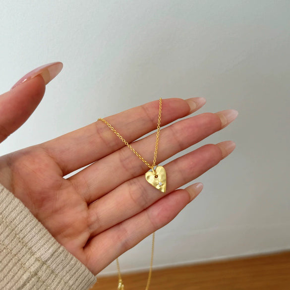 Women's S925 Sterling Silver Geometric Design Light Luxury Clavicle Necklace With Electroplating