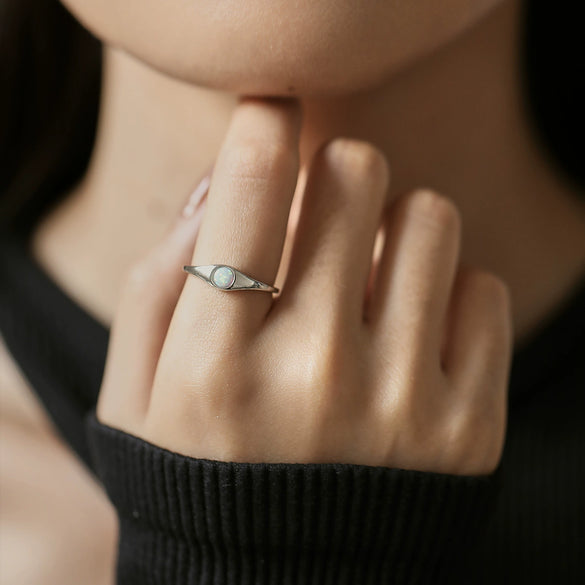 Women's S925 Sterling Silver Geometric French Retro Gem Inlaid Opal Ring