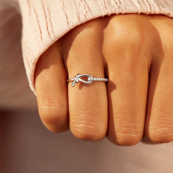 Women's S925 Sterling Silver Geometric Knotted Winding Electroplated Ring