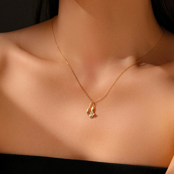 Women's S925 Sterling Silver Geometric Pendant Necklace With Electroplating Regular Chain