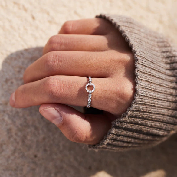 Women's S925 Sterling Silver Geometric Round Zircon Ring Jewelry With Electroplating