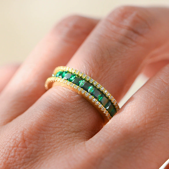 Women's S925 Sterling Silver Geometric Style Ring With Diamond Microinlaid Emerald Zircon