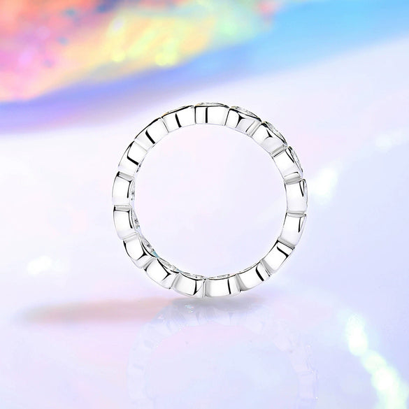 Women's S925 Sterling Silver Heartshaped Ring With Zircon And Simple Style