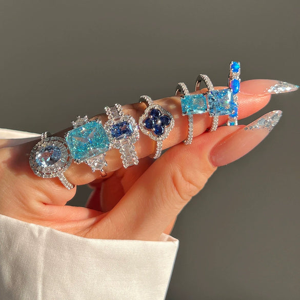Women's S925 Sterling Silver Light Luxury Geometric Ring With Electroplating And Blue Ice Flower Cut Zircon