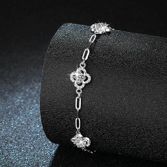 Women's S925 Sterling Silver Moissanite Flower Shaped Set With Diamonds Bracelet