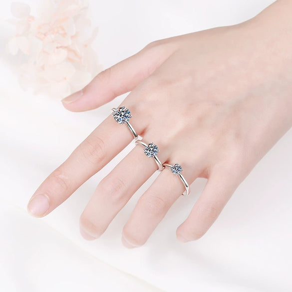 Women's S925 Sterling Silver Moissanite Ring Ushaped Natural Style Electroplated