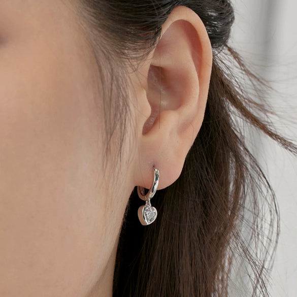 Women's S925 Sterling Silver Peach Heart Pendant Earrings With Electroplating Design