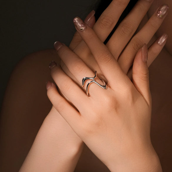 Women's S925 Sterling Silver Ring With Geometric Pattern And Platinum Electroplating Niche Design Accessible Luxury Style