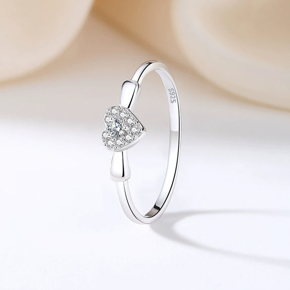 Women's S925 Sterling Silver Ring With Heart And Bow Patterns Electroplated