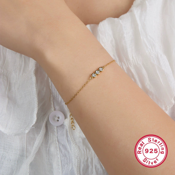 Women's 925 Silver Fashion Geometric Round Zircon Bracelet With Diamond Design