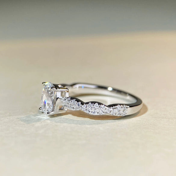 Women's 925 Silver Geometric Moissanite Ring