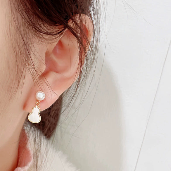 Women's 925 Silver Needle Freshwater Pearl Gourd Earrings