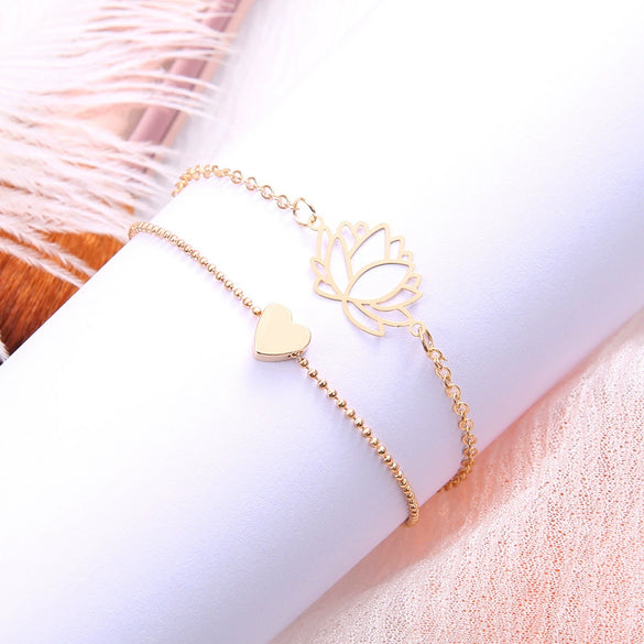 Women's Simple Alloy Hollow Heart Bracelet Set With Electroplated Personality Style Pendant Bracelets
