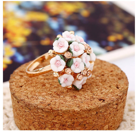 Women's Simple Ceramic Flower Ring Fashion Floral Statement Ring For Wholesale Jewelry