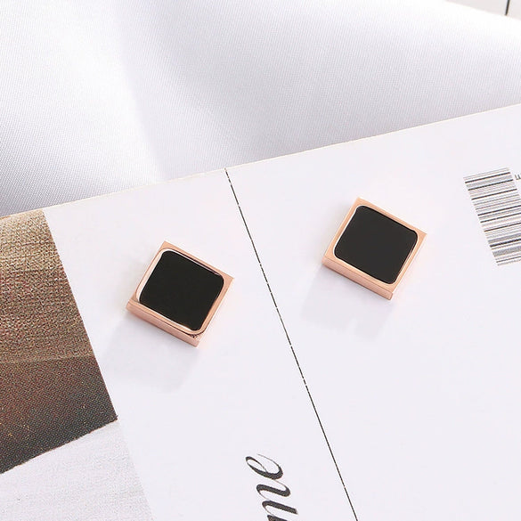Women's Simple Classic Titanium Steel Earrings With Geometric Pattern And Electroplating Treatment