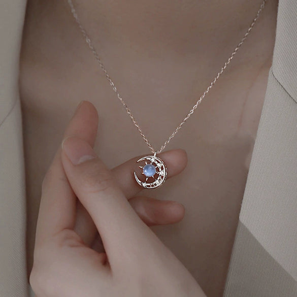 Women's Simple Cold Style Star Moon S925 Sterling Silver Clavicle Chain With Electroplating And Geometric Design