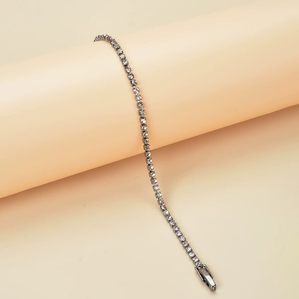 Women's Simple Copper Rhinestone Bracelet With Letter Pattern Fashion Jewelry Fine Crafted Bracelet