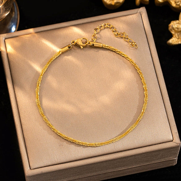 Women's Simple Elegant Allmatch Twisted Chain Bracelet In Copper And Stainless Steel With Electroplating And Sparkling Stars Design