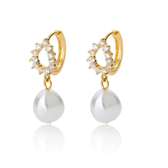Women's Simple Freshwater Baroque Pearl Earrings Copper Electroplated Geometric Style