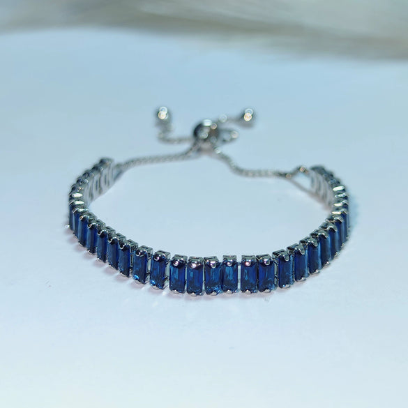 Women's Simple Geometric Adjustable Bracelet Copper Inlaid With Zircon Rhombus Design