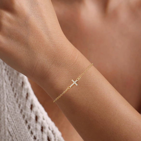 Women's Simple Geometric Copper Paperclip Cross Bracelet With Zircon Inlay And Electroplated Finish Fashion Jewelry Gift