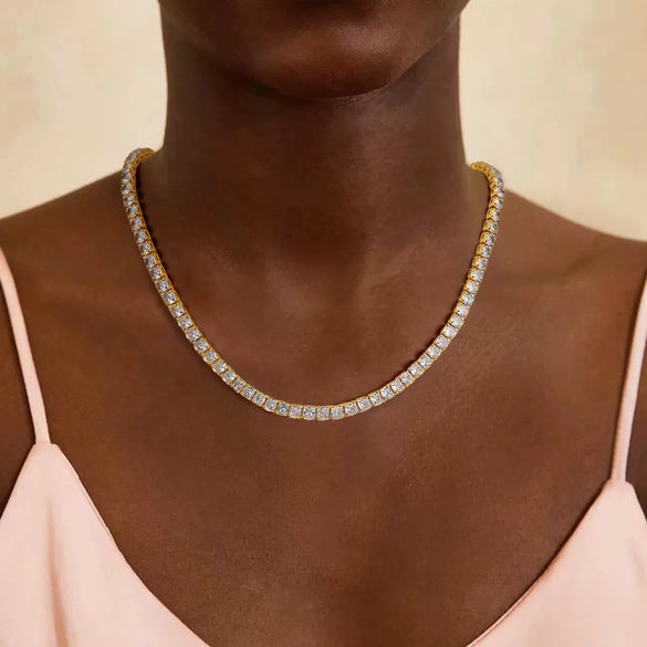 Women's Simple Geometric Copper Pendant Choker Necklace With Zircon Electroplated Fashion Jewelry Gift