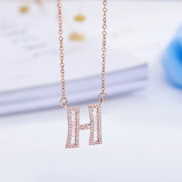 Women's Simple Geometric Copper Pendant Necklace With Rose Gold Tone Zircon Micro Inlay And Cross Chain