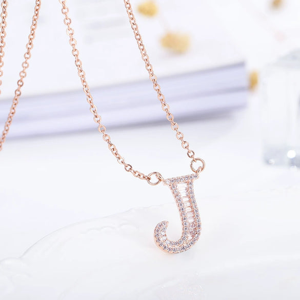 Women's Simple Geometric Copper Pendant Necklace With Rose Gold Tone Zircon Micro Inlay And Cross Chain