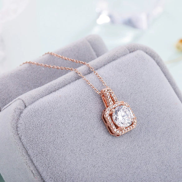 Women's Simple Geometric Copper Pendant Necklace With Rose Gold Tone Zircon Micro Inlay And Cross Chain