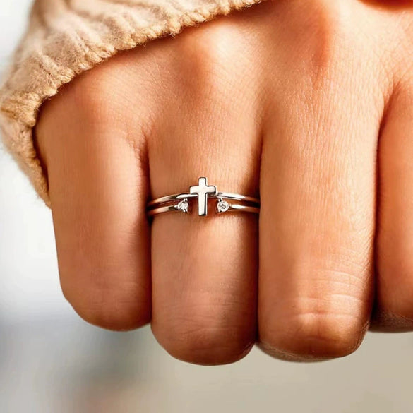 Women's Simple Geometric Copper Zircon Inlaid Ring