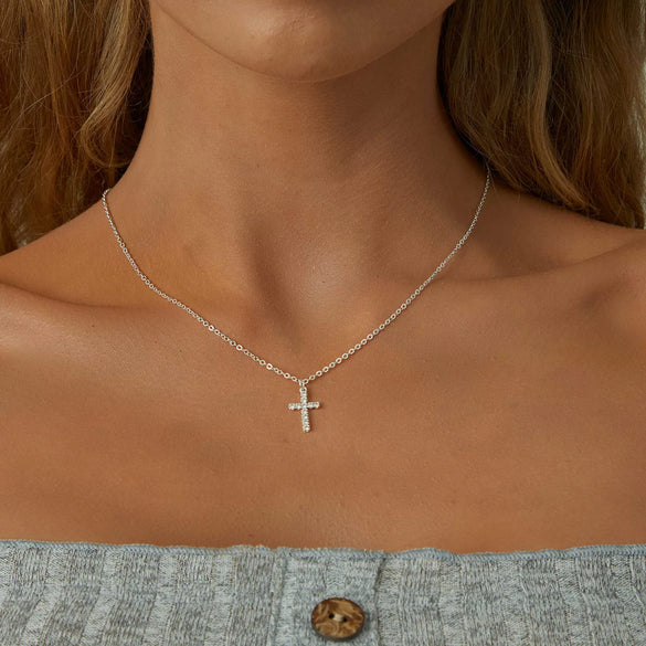 Women's Simple Geometric Cross Necklace In Electroplated Copper With O Shaped Chain Light Luxury Fashion Jewelry