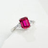 Women's Simple Geometric S925 Silver Ring With Cultivating Emeralds And Gold Plated Artificial Gemstones Inlay