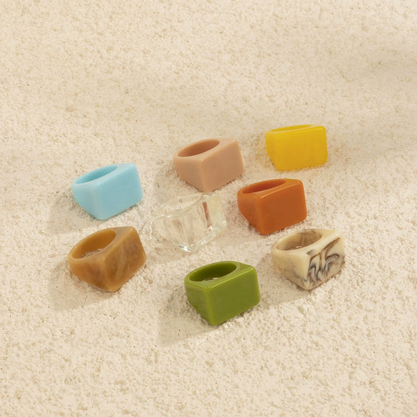 Women's Simple Geometric Square Wide Edge Acrylic And Resin Ring