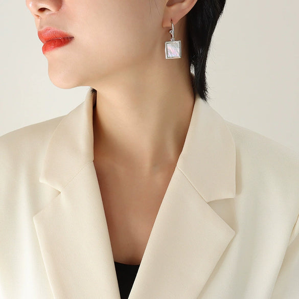 Women's Simple Geometric 316L Stainless Steel Earrings Inlaid With White Sea Shells And Square Pendant