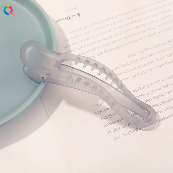 Women's Simple Handmade Plastic Resin Shark Grabber Hair Clip Frosted Duckbill Backofhead Hair Accessory